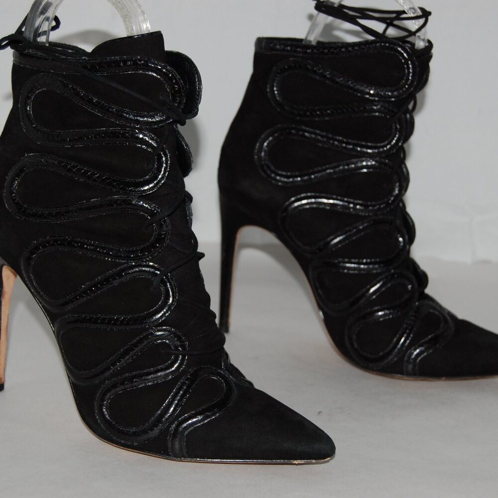 Alexandre Birman Black Suede Lace-Up Ankle Booties - Picture 11 of 13